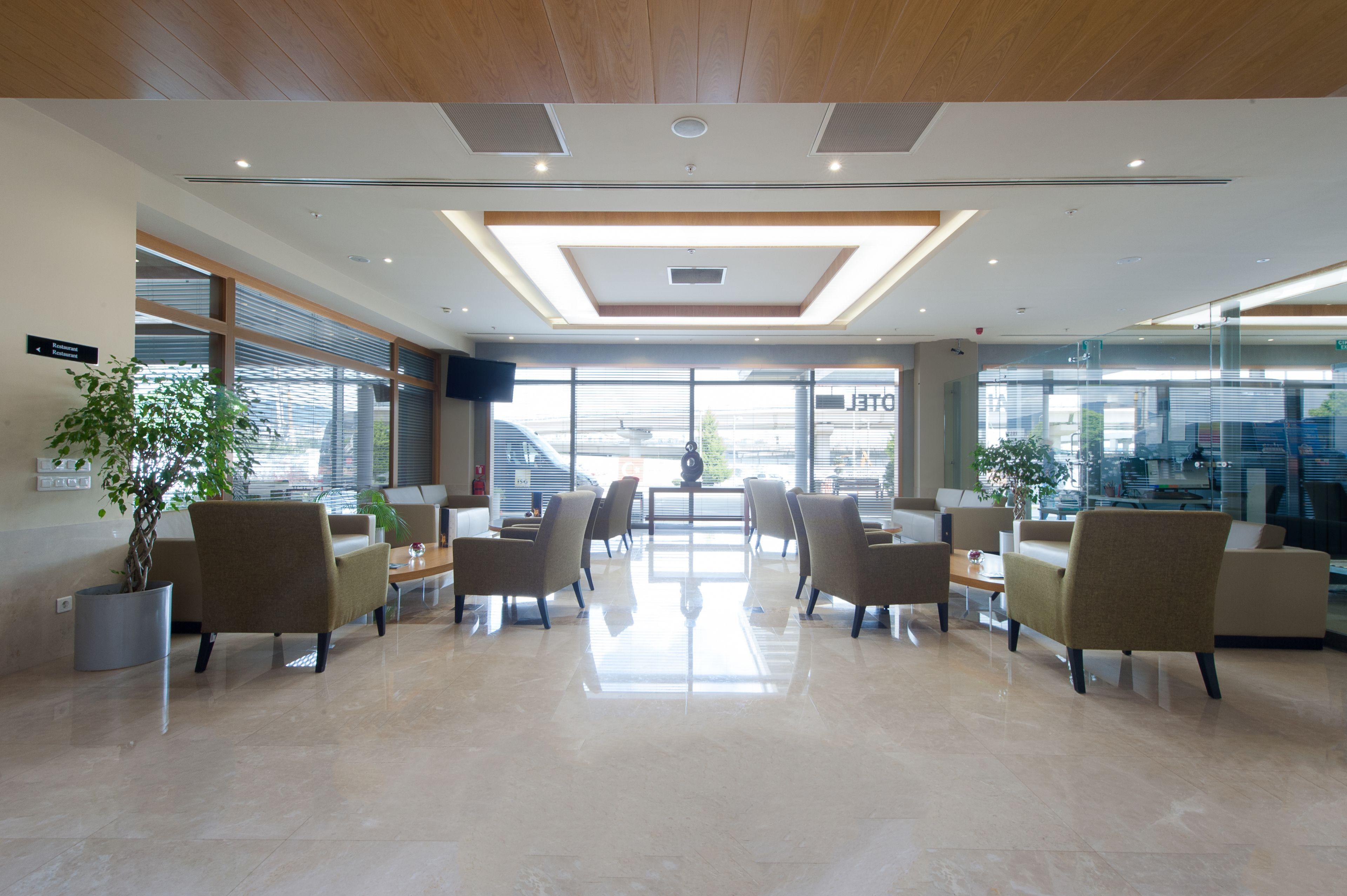 Isg Sabiha Goekcen Airport Hotel — Fotos 1
